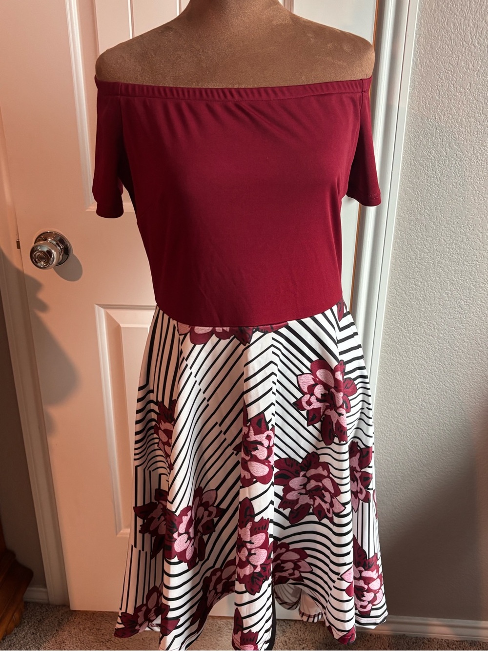 Off-Shoulder Burgundy and Floral Fit & Flare High-Low Boutique Dress L